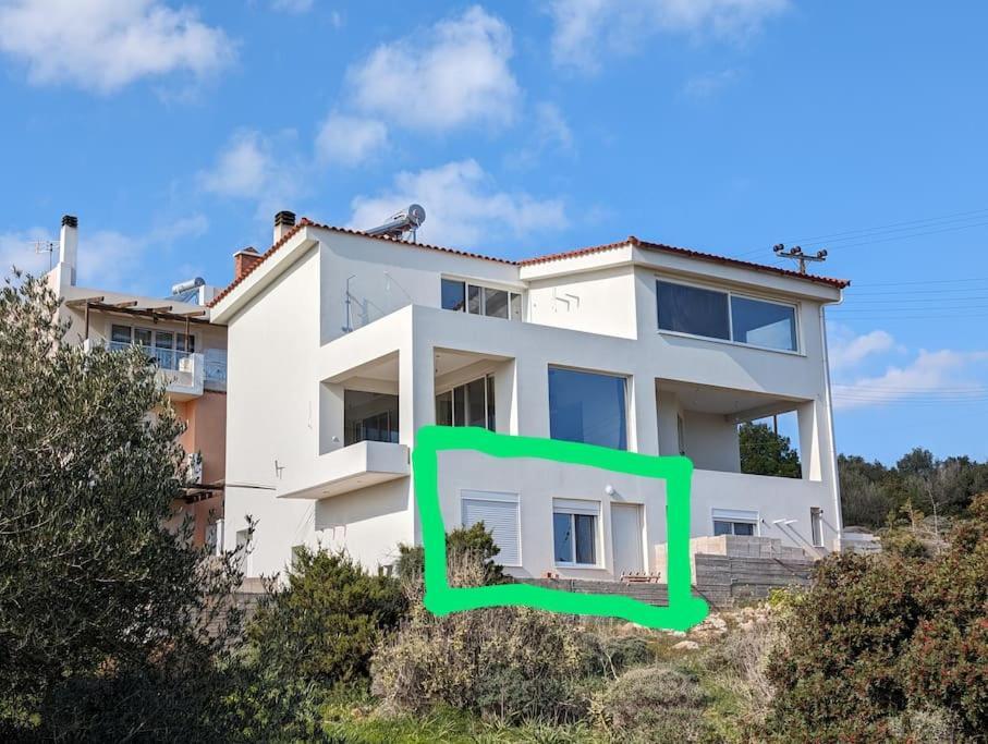 Vasiliki Studio, Beautiful New Built Appartement 10 Km To Airport Artemida  Luaran gambar